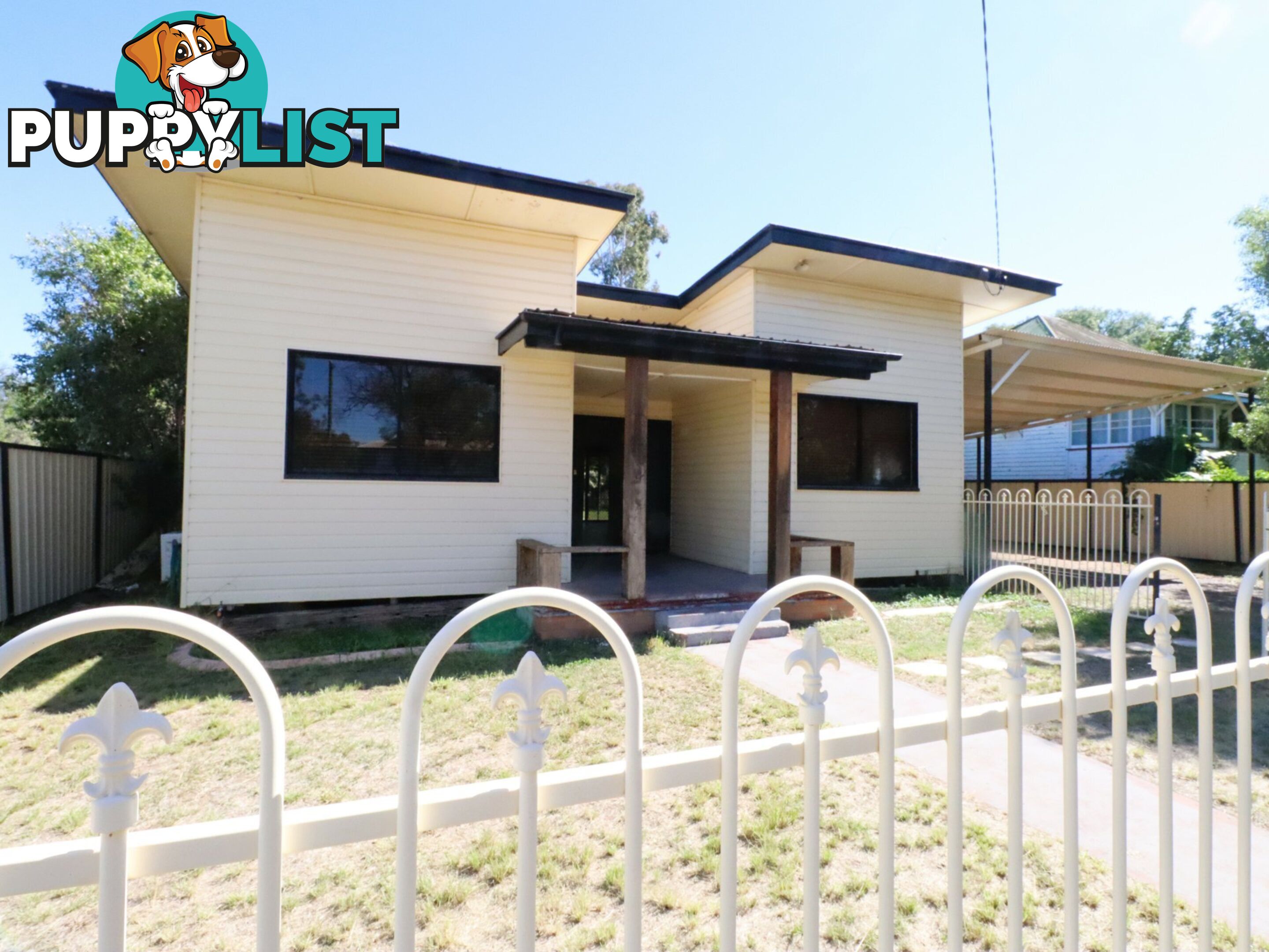 23 Charles Street ROMA QLD 4455