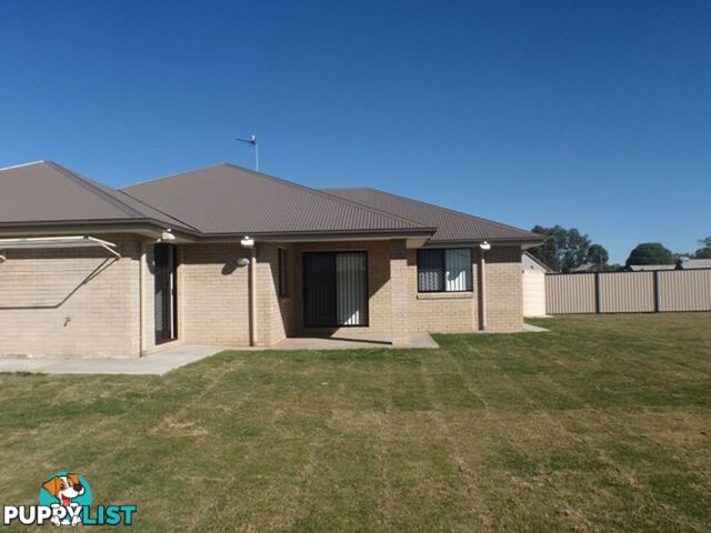 17 Edna Street ROMA QLD 4455