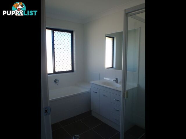 17 Edna Street ROMA QLD 4455