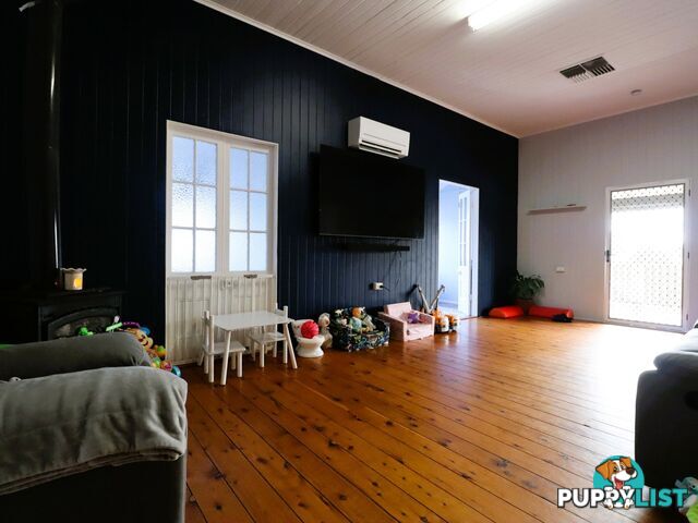 8 Mayne Street ROMA QLD 4455