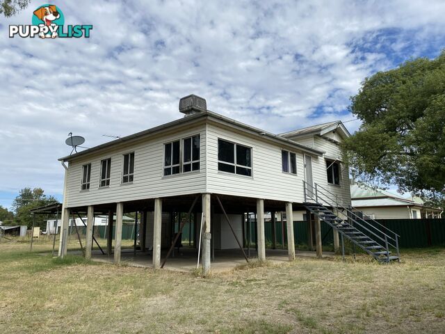 10 Liverpool Street MITCHELL QLD 4465