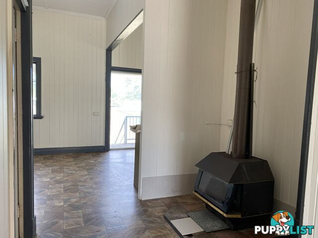 10 Liverpool Street MITCHELL QLD 4465