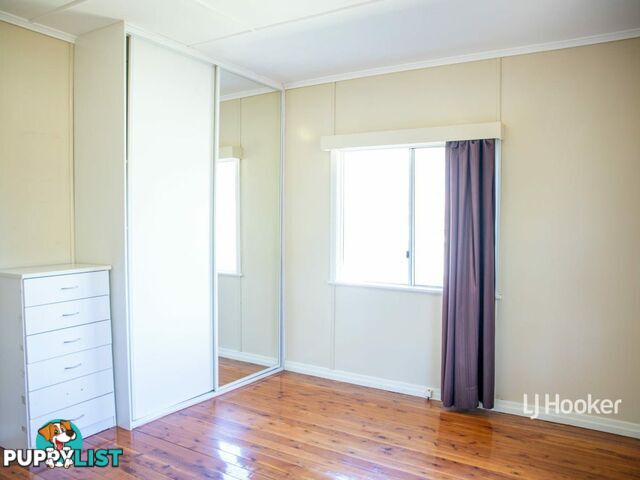 55 Raglan St ROMA QLD 4455