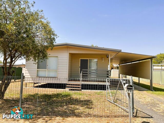 24 South Street ROMA QLD 4455