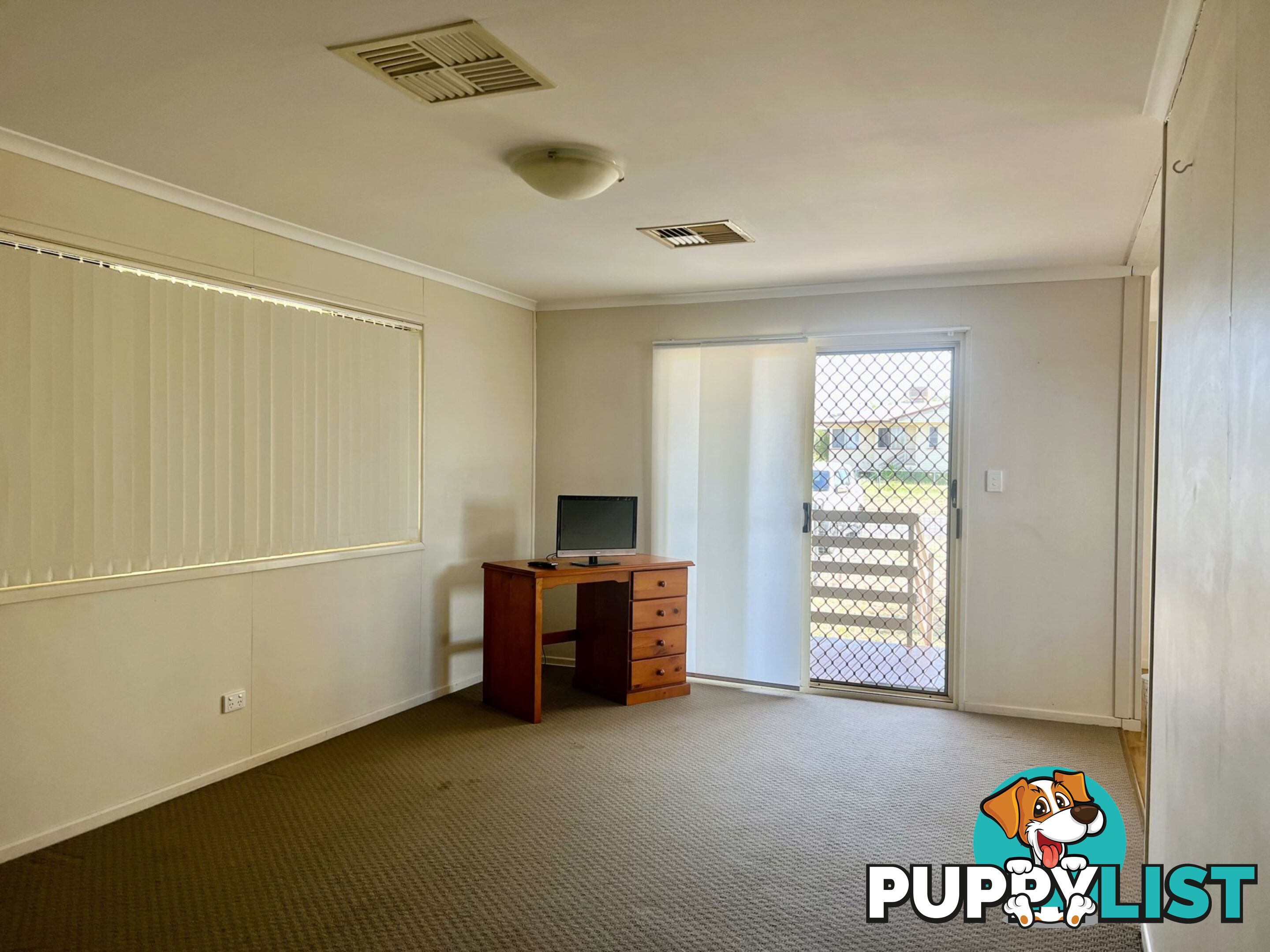 24 South Street ROMA QLD 4455