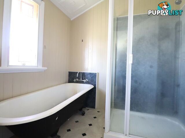 24 Phillip Street ROMA QLD 4455