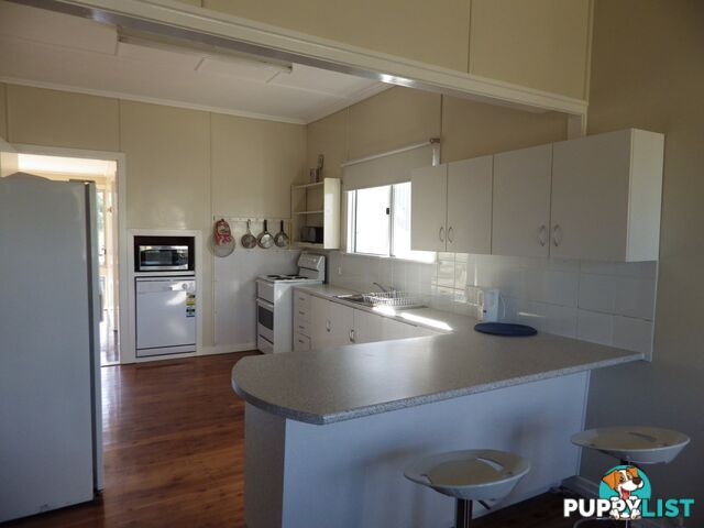 55 Raglan Street ROMA QLD 4455