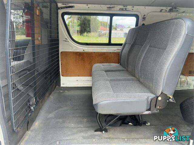 2005 TOYOTA HIACE LWB  VAN