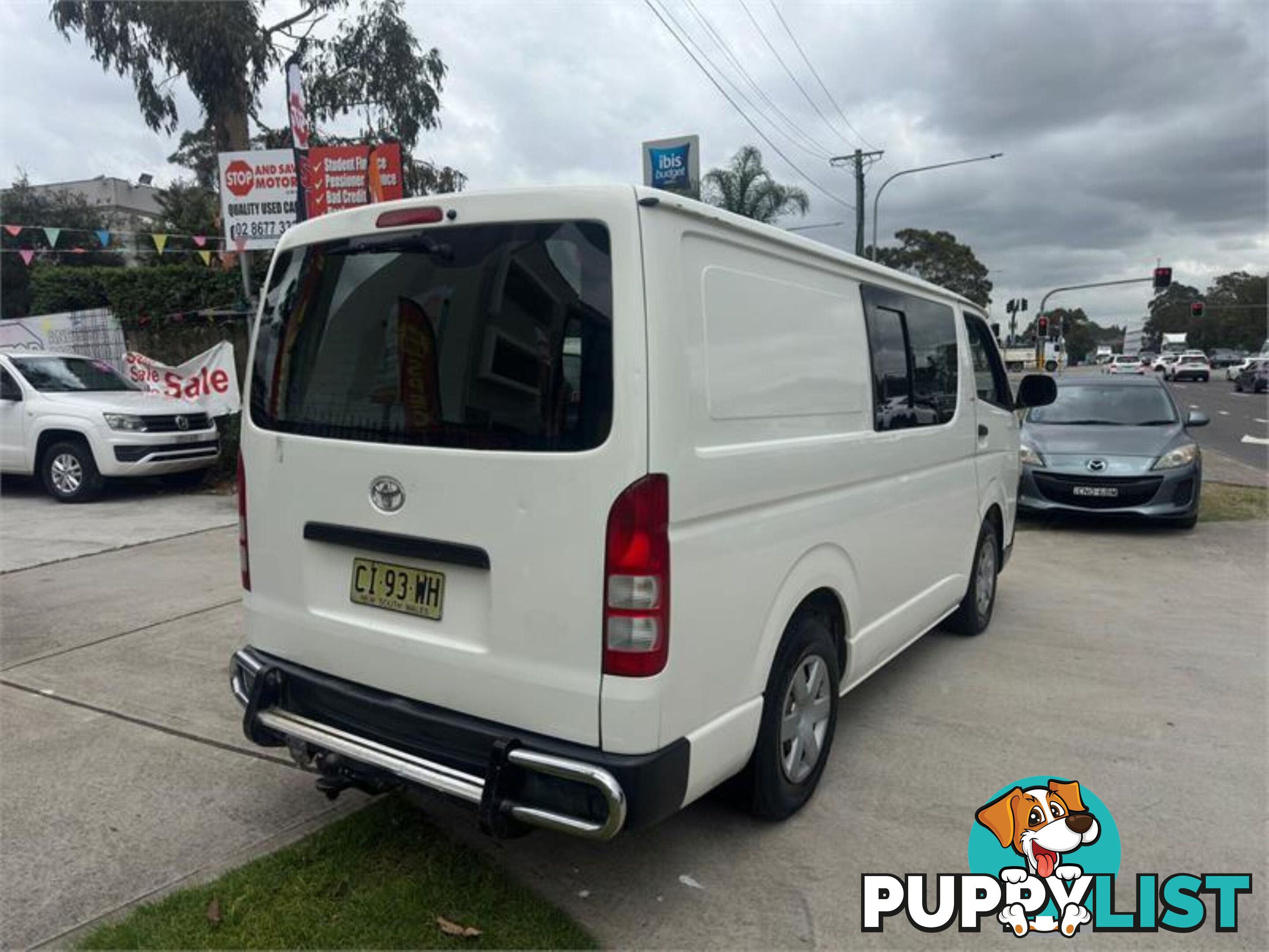 2005 TOYOTA HIACE LWB  VAN