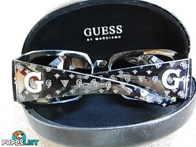 NEW *GUESS BY MARCIANO MADE IN ITALY BRAND NEW NEVER USED