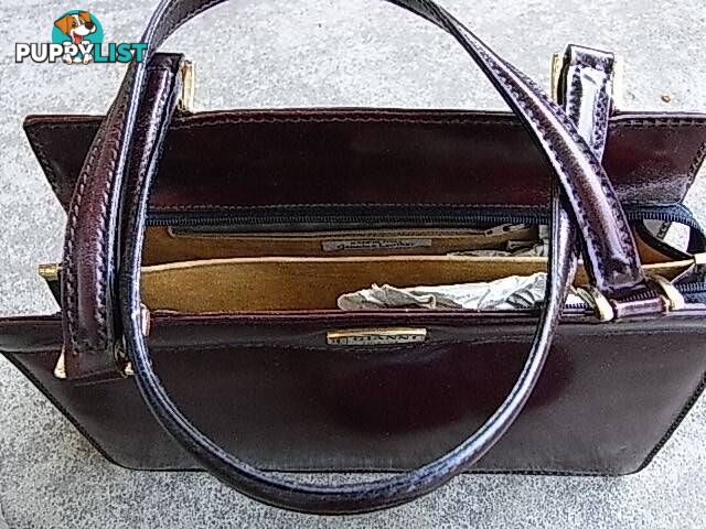 Gianni Firenze leather bag . MADE IN ITALY new never used