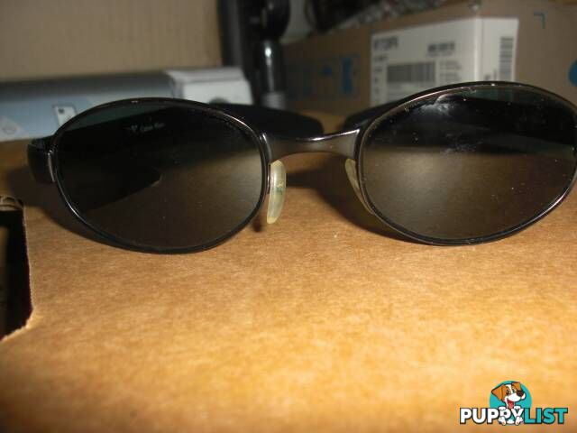 * CALVIN KLEIN CK POLARISED GLASS LENS SUNGLASSES MADE IN ITALY