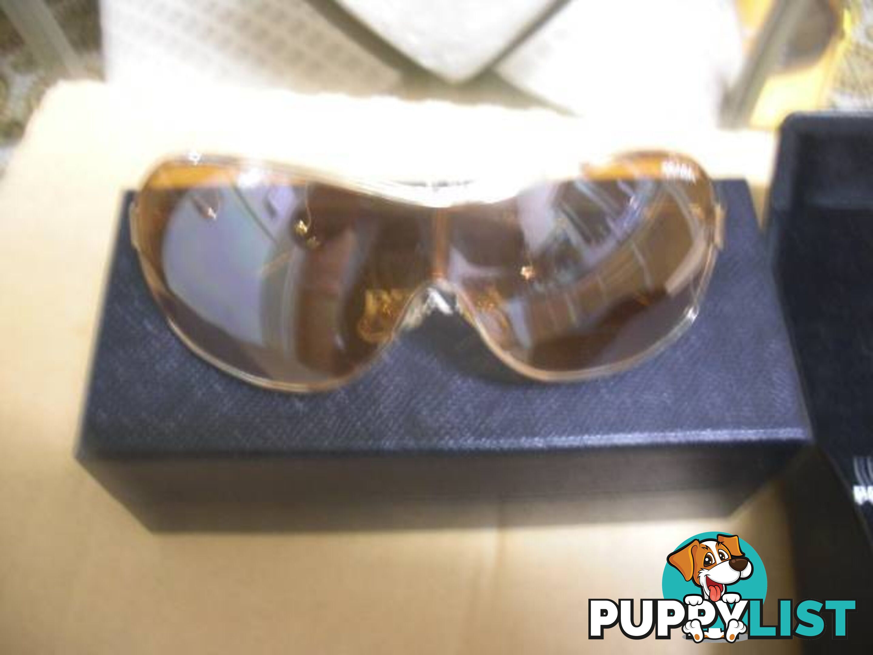 *PRADA SUNGLESSES GOLD FRAMES AND LENS PICKUP OR POSTAGE 9.99