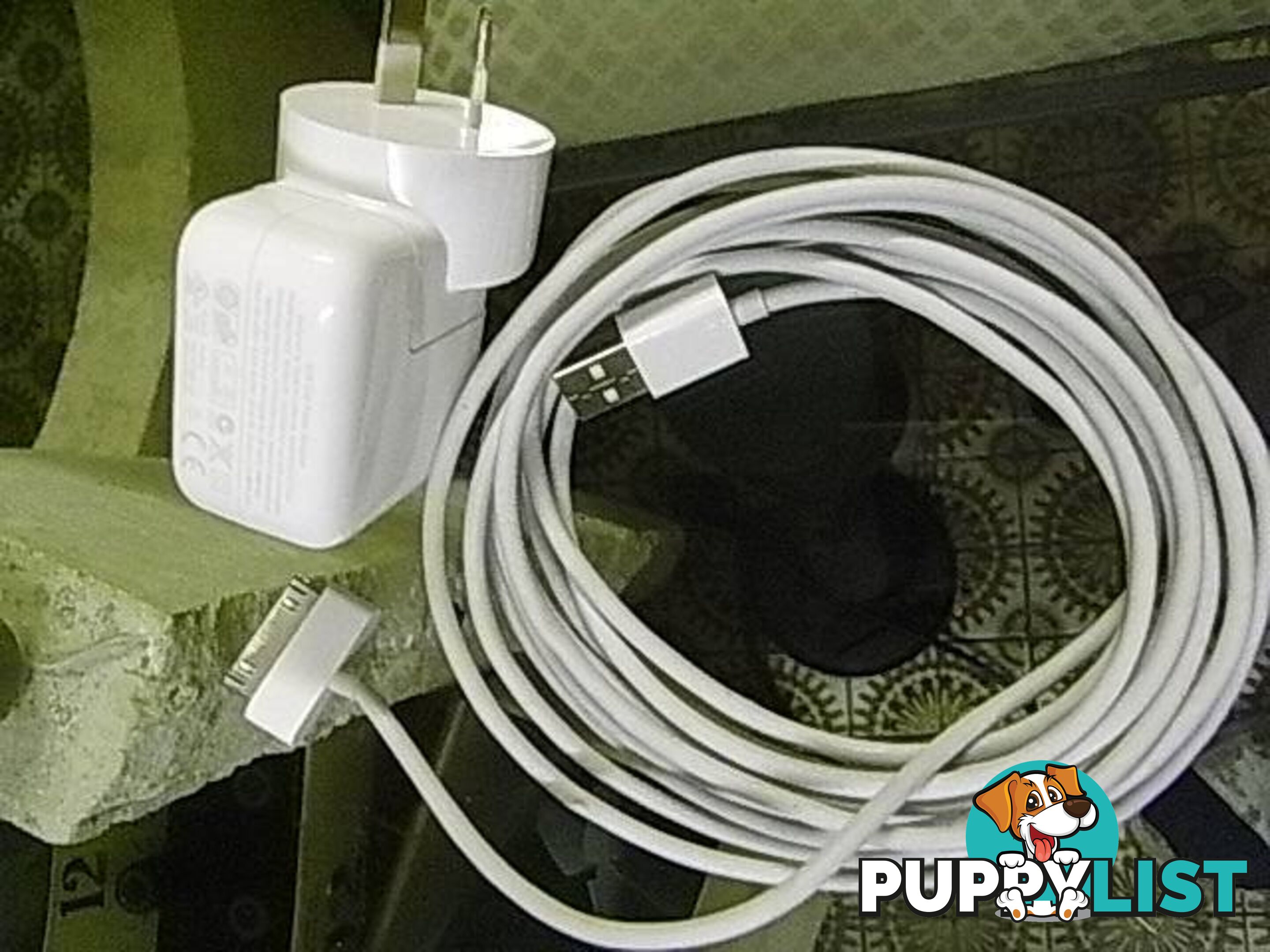 ..APPLE IPHONE IPOD CHARGER AND LONG CABLE PICKUP OR POSTAGE 4.99