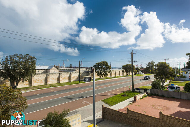 3/18 Hampton Road FREMANTLE WA 6160