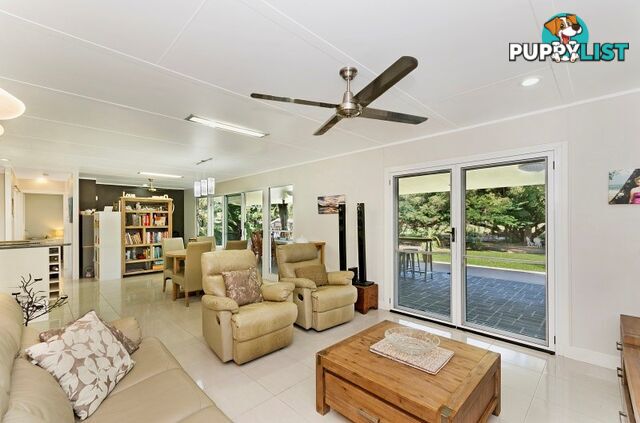 442 Cape Cleveland Road CAPE CLEVELAND QLD 4810