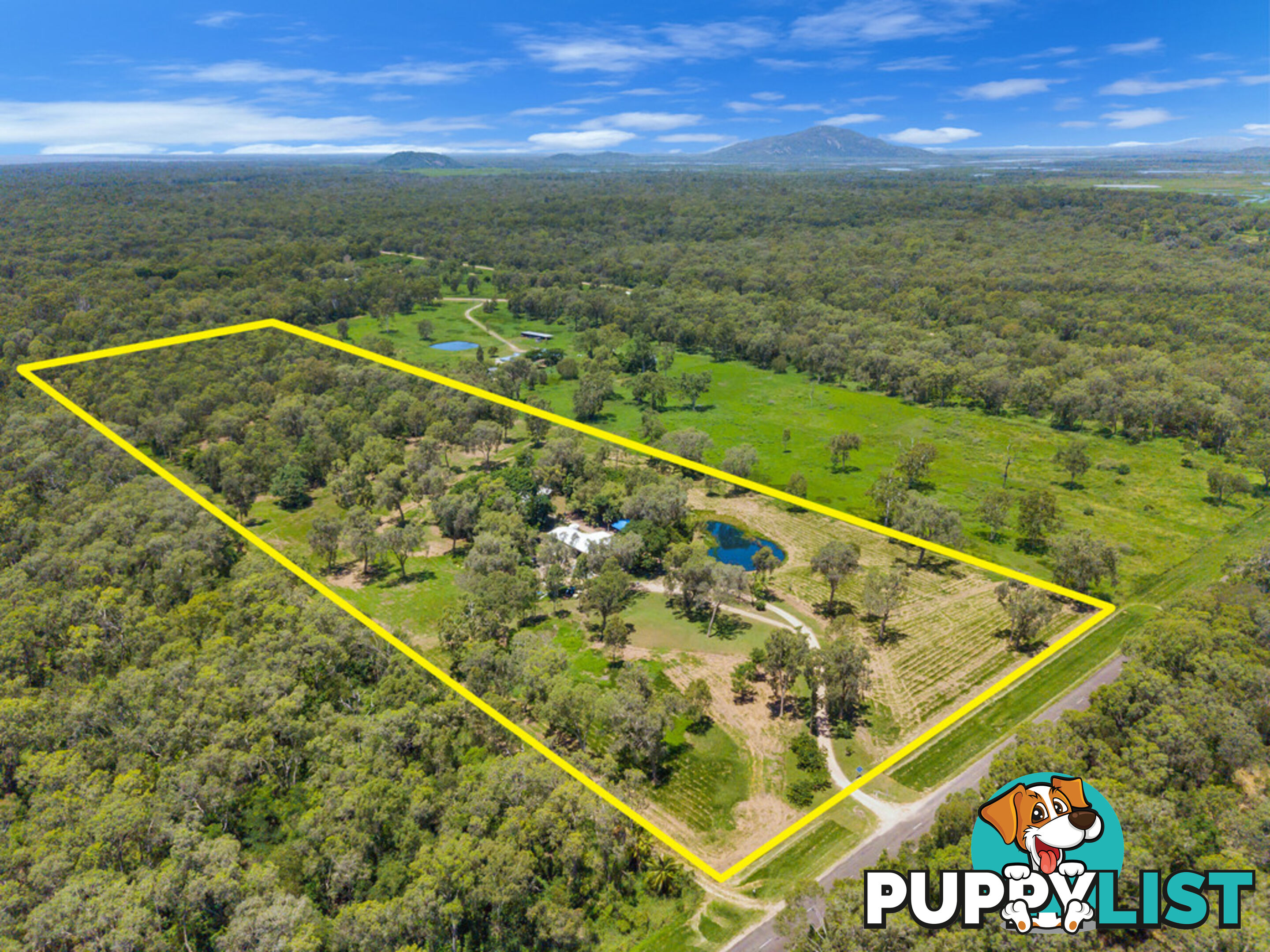 442 Cape Cleveland Road CAPE CLEVELAND QLD 4810