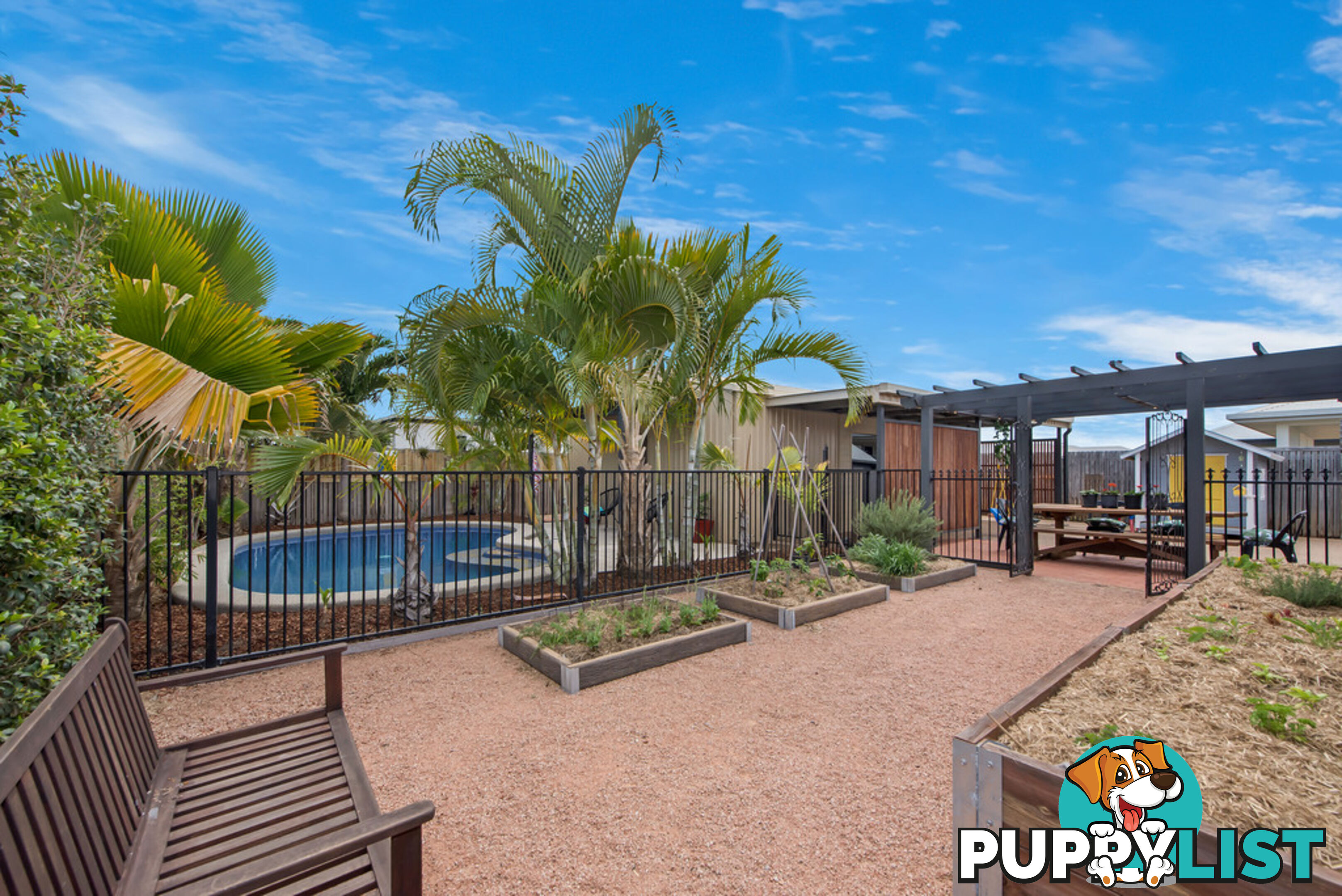 23 Barratonia Way MOUNT LOW QLD 4818