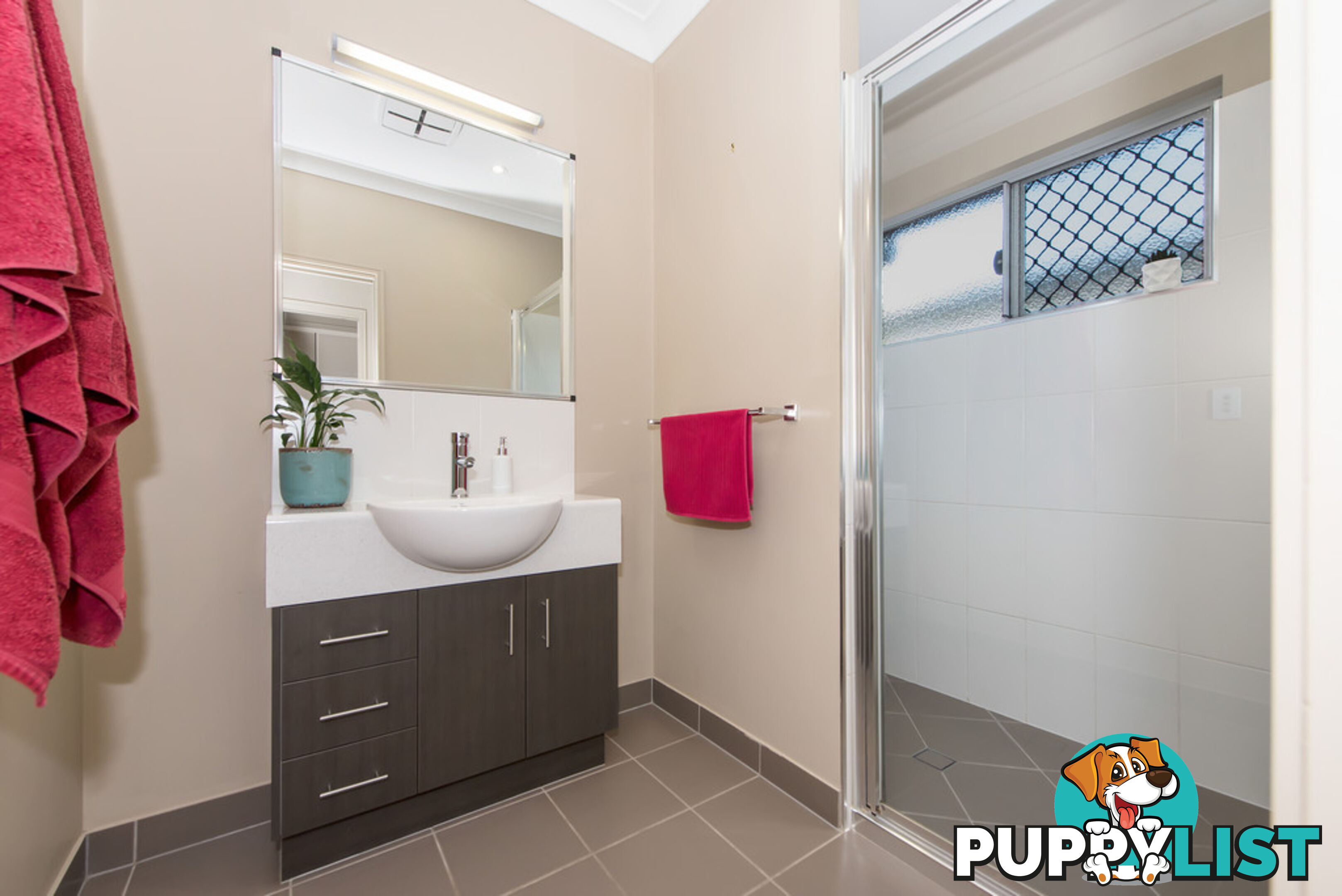 23 Barratonia Way MOUNT LOW QLD 4818