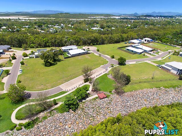 3 Dune Parade BUSHLAND BEACH QLD 4818