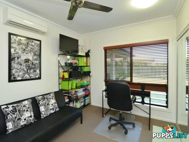 19 Gundabluey Crescent MOUNT LOW QLD 4818