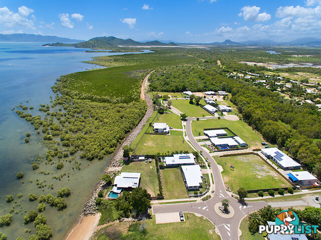 12 Dune Parade BUSHLAND BEACH QLD 4818