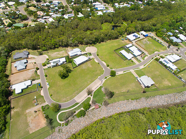 13 Dune Parade BUSHLAND BEACH QLD 4818