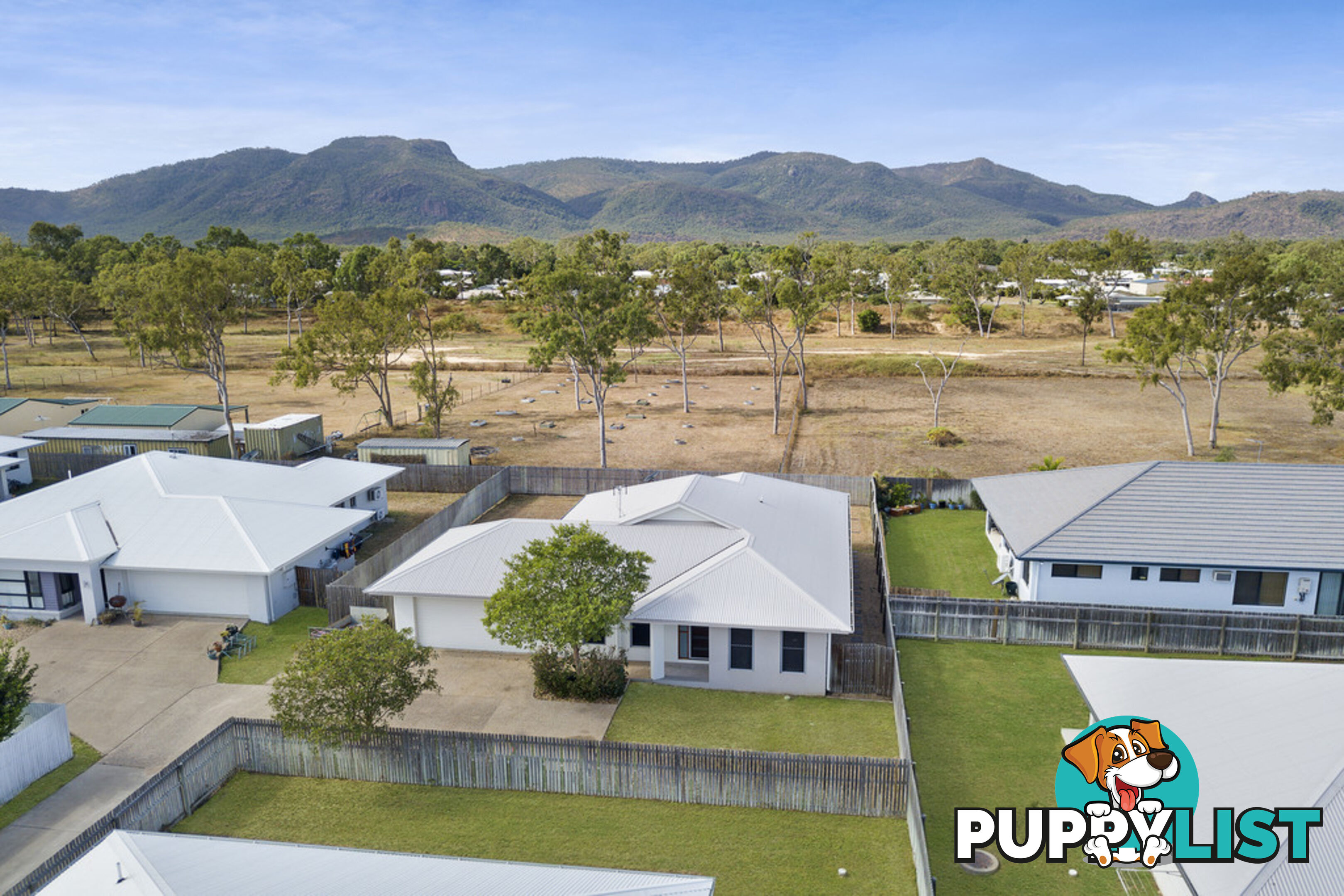 22A Stella Street KELSO QLD 4815