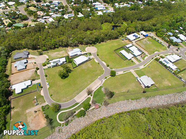 19-21 Dune Parade BUSHLAND BEACH QLD 4818