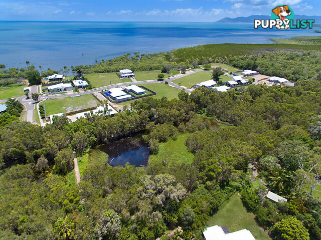 19-21 Dune Parade BUSHLAND BEACH QLD 4818