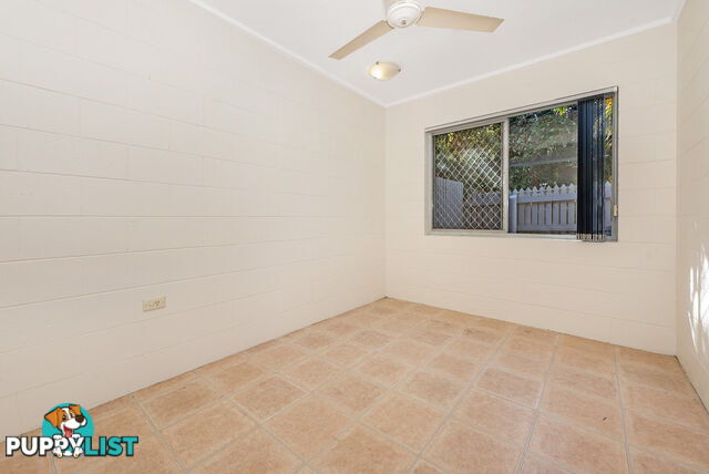 2/13 Cowley Street WEST END QLD 4810