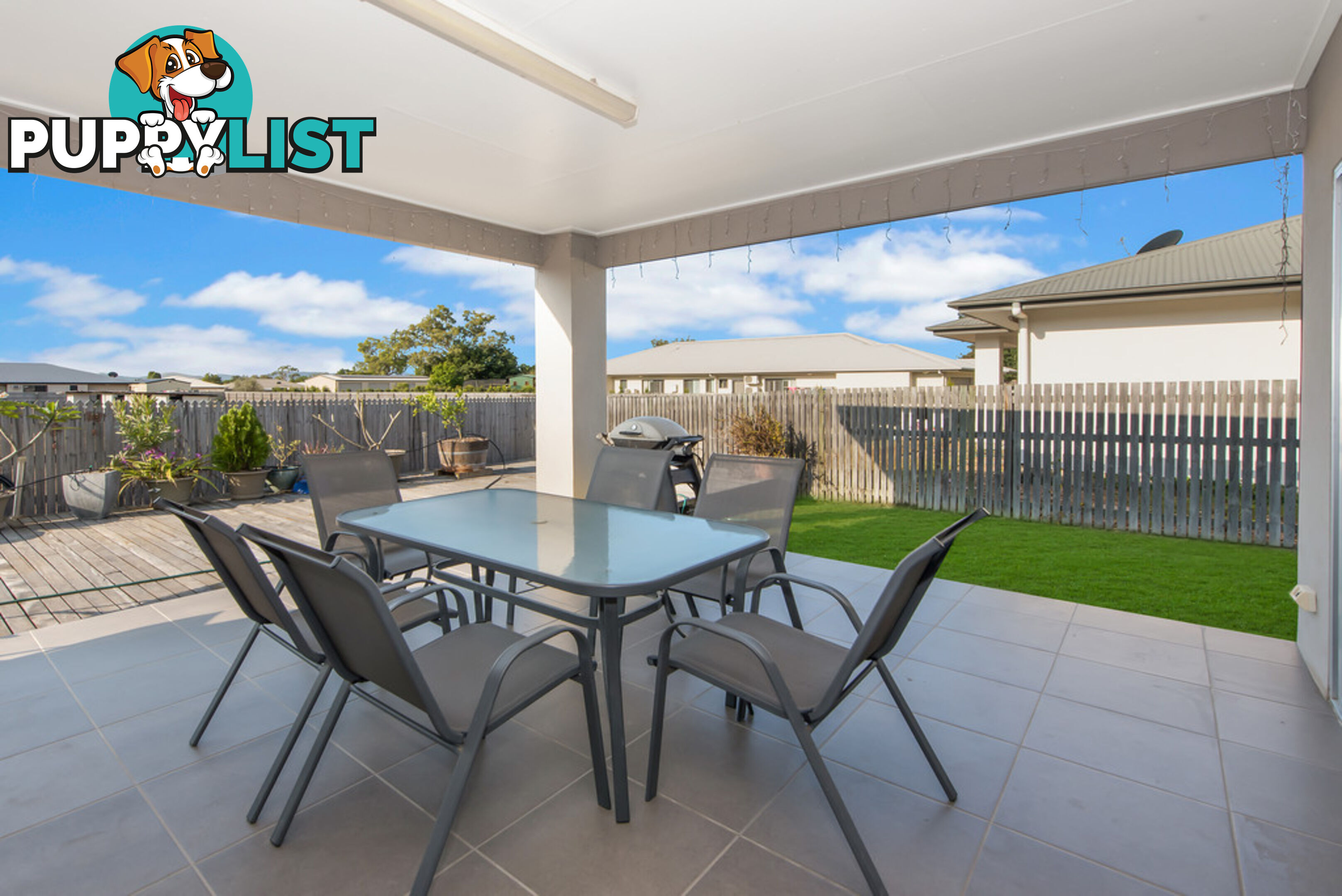 11 Rushtons Way MOUNT LOUISA QLD 4814