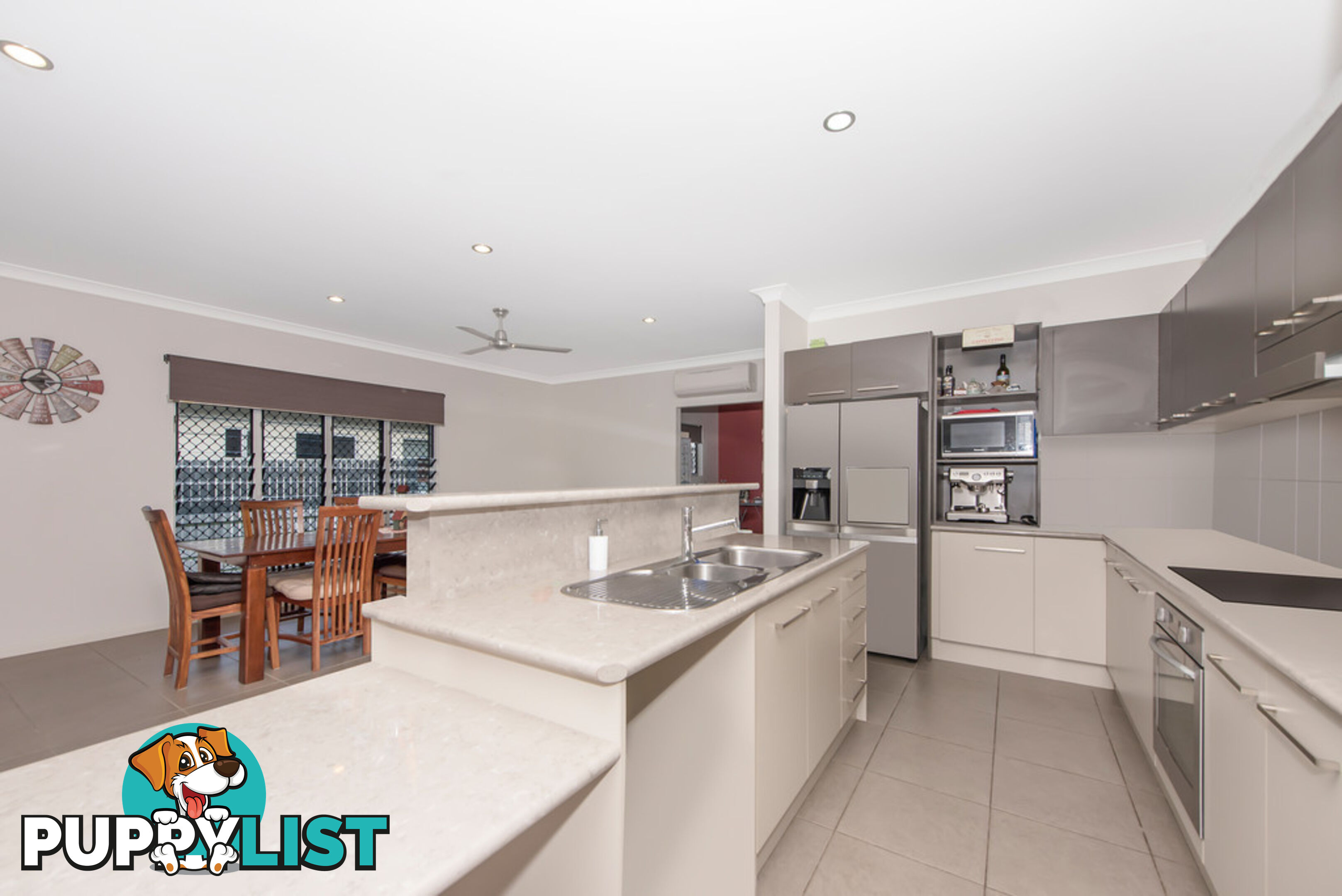 11 Rushtons Way MOUNT LOUISA QLD 4814