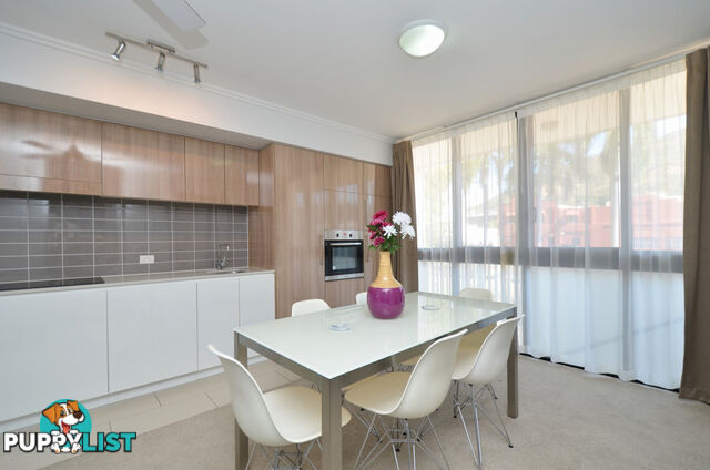 2/5 Kingsway Place TOWNSVILLE CITY QLD 4810