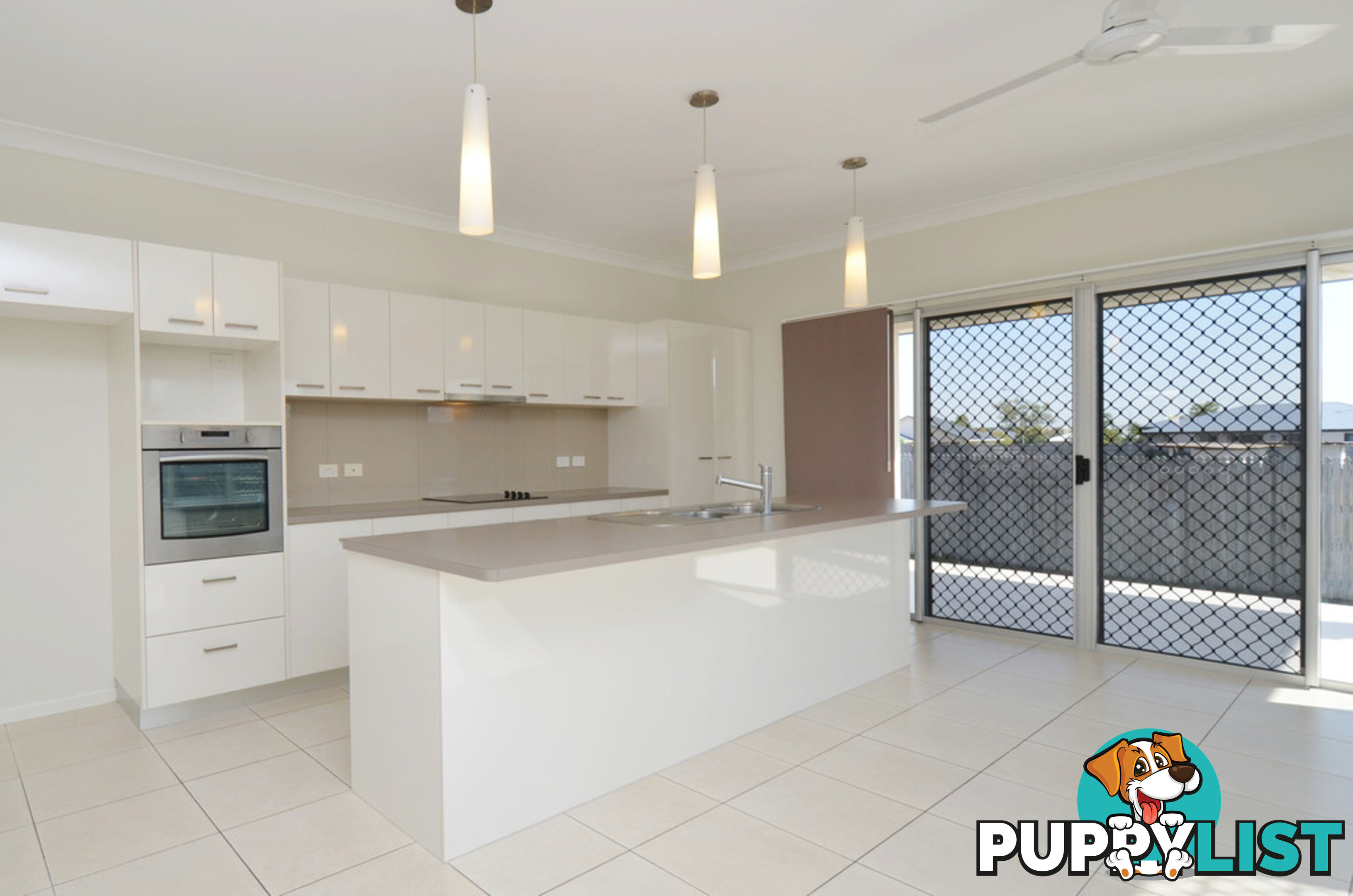 12 Rushtons Way MOUNT LOUISA QLD 4814