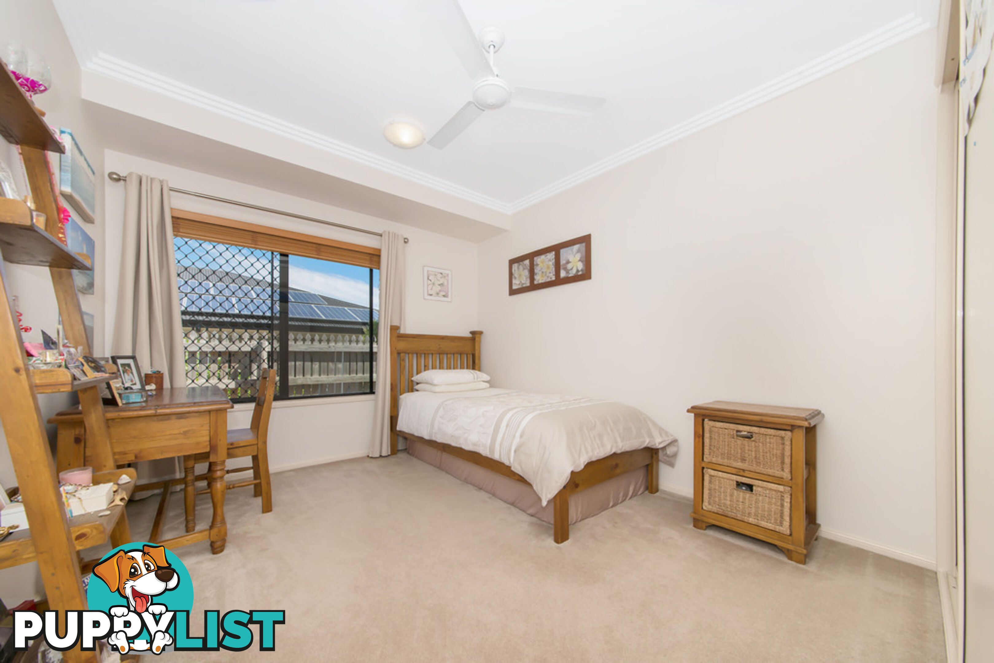 8 Adrian Rise MOUNT LOUISA QLD 4814