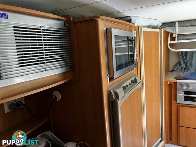 2005 Jayco FREEDOM pop-top.