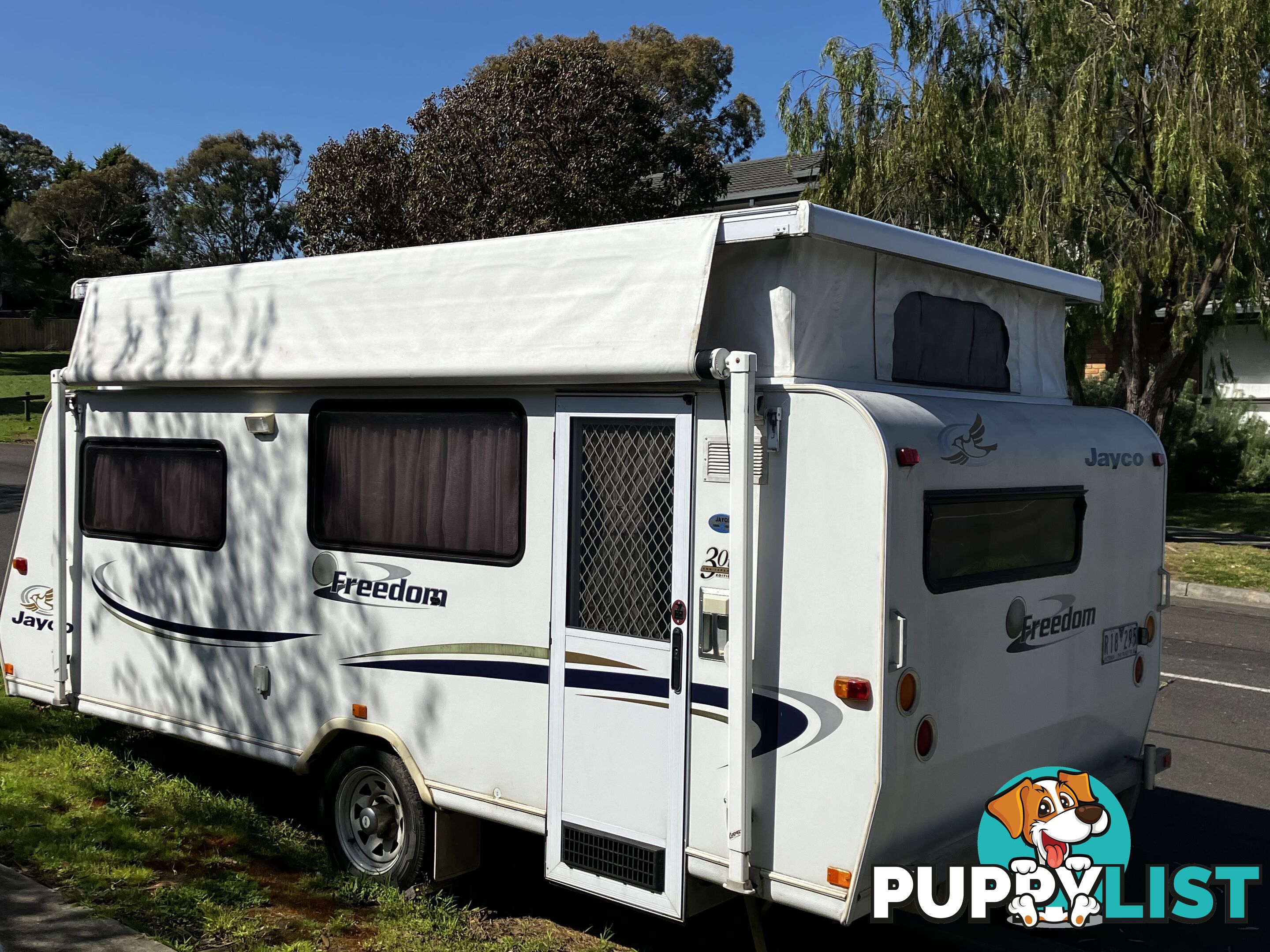 2005 Jayco FREEDOM pop-top.