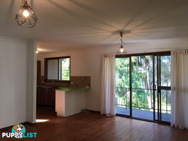 18 Lake Shore Drive NORTH AVOCA NSW 2260