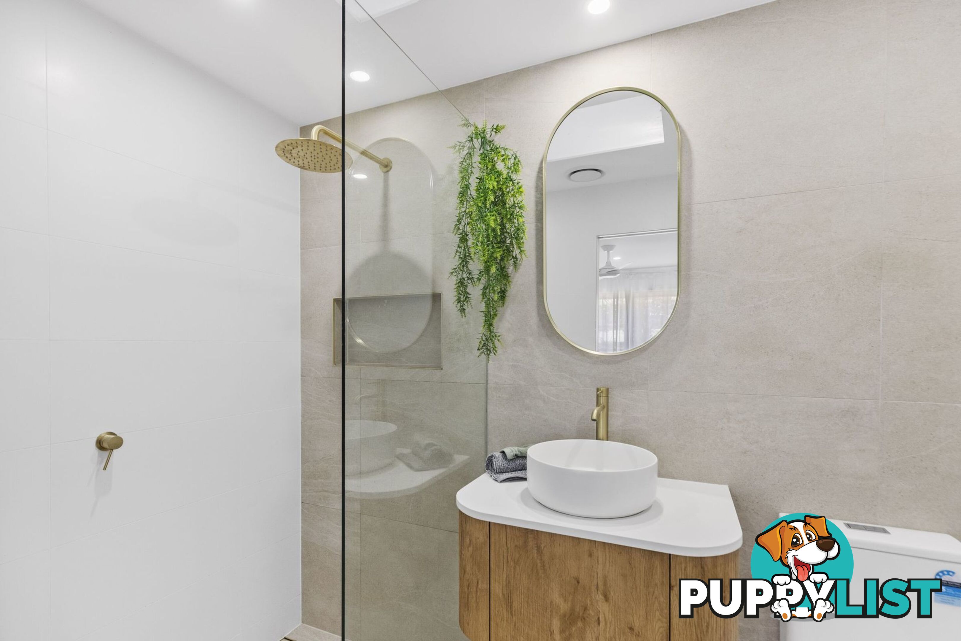 1/96 Willoughby Road TERRIGAL NSW 2260