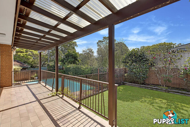 4 Angophora Close WAMBERAL NSW 2260