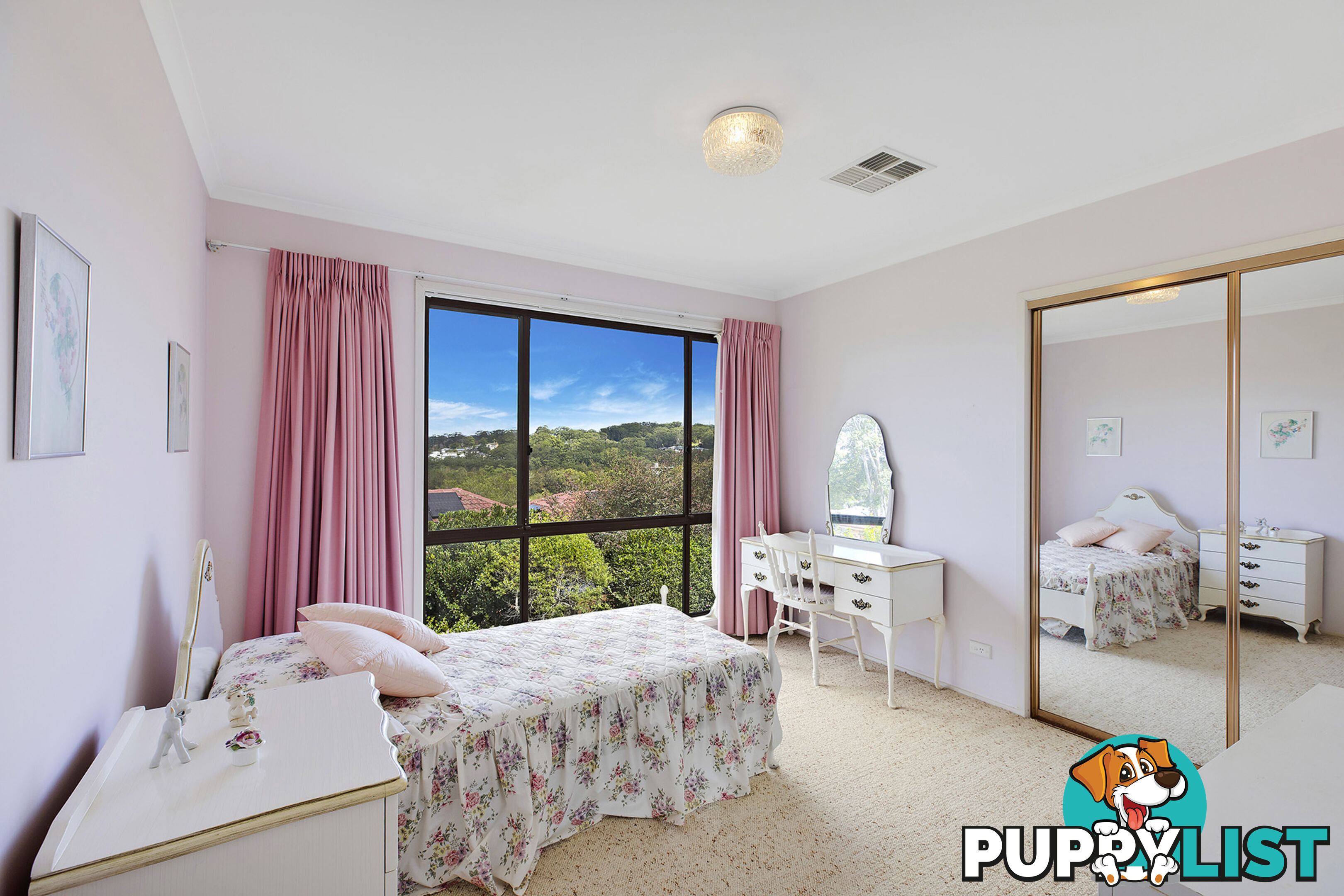 4 Angophora Close WAMBERAL NSW 2260
