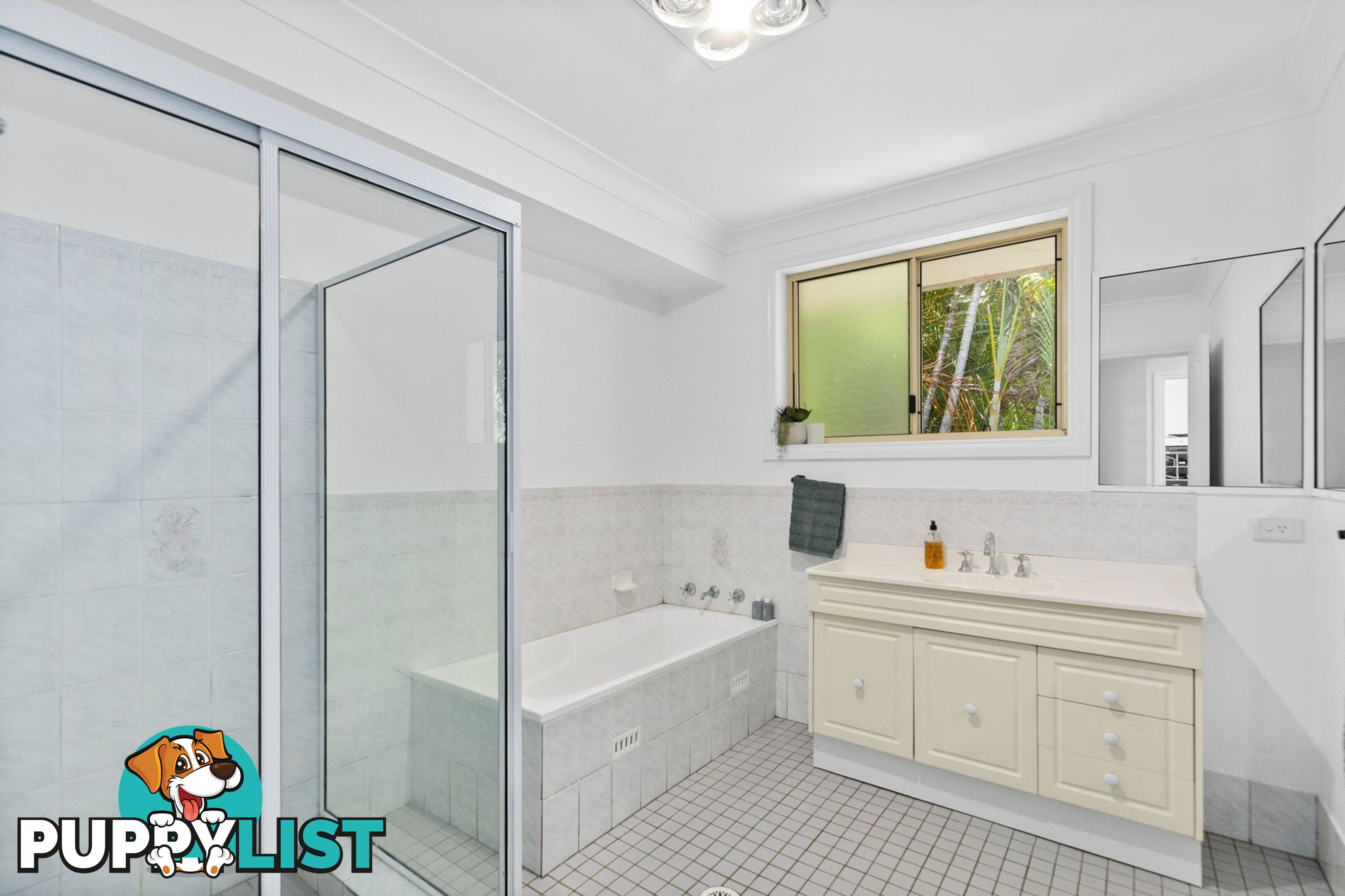 2/9 Sacha Terrace TERRIGAL NSW 2260