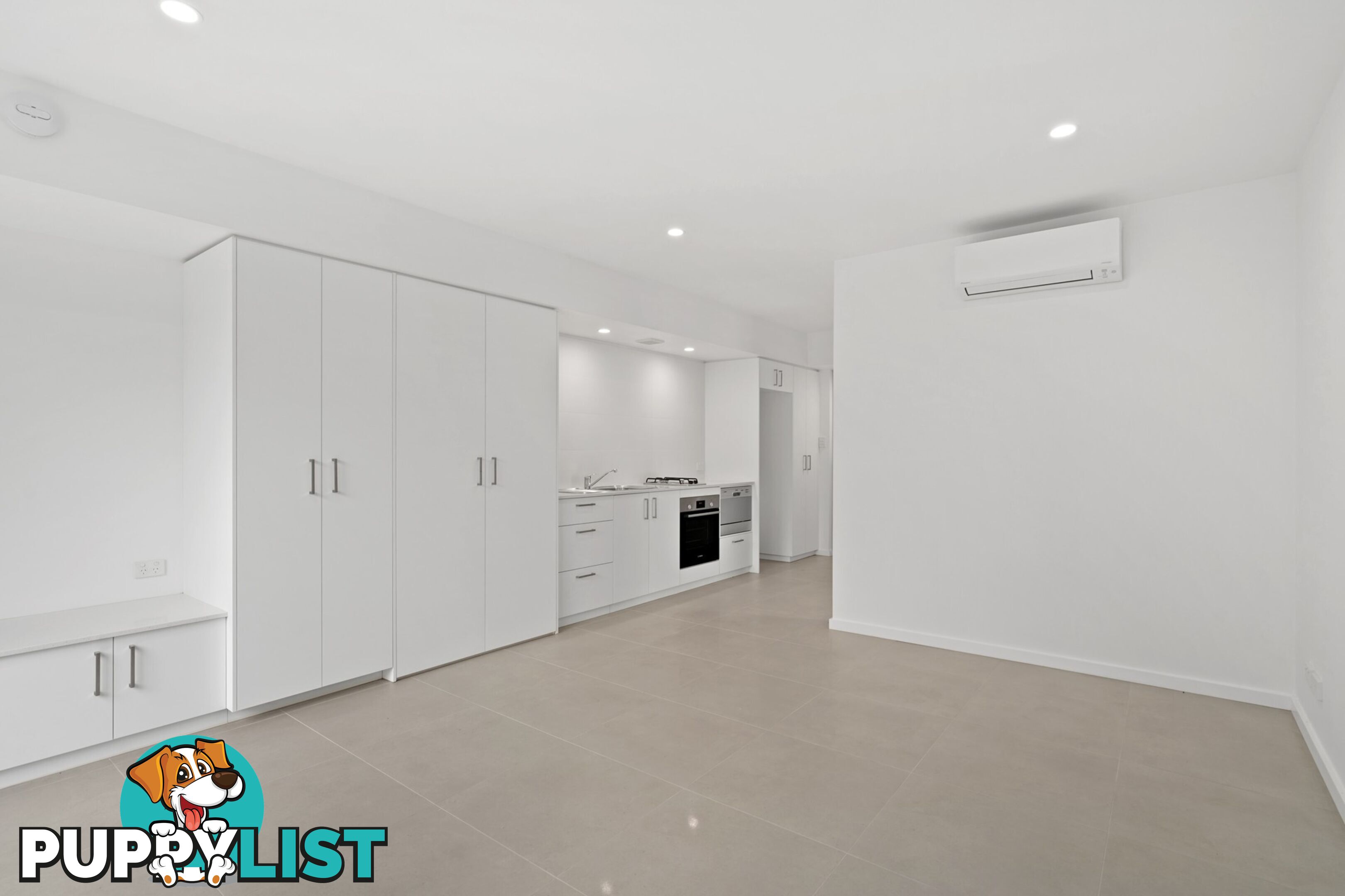 8/100 Ocean View Drive WAMBERAL NSW 2260
