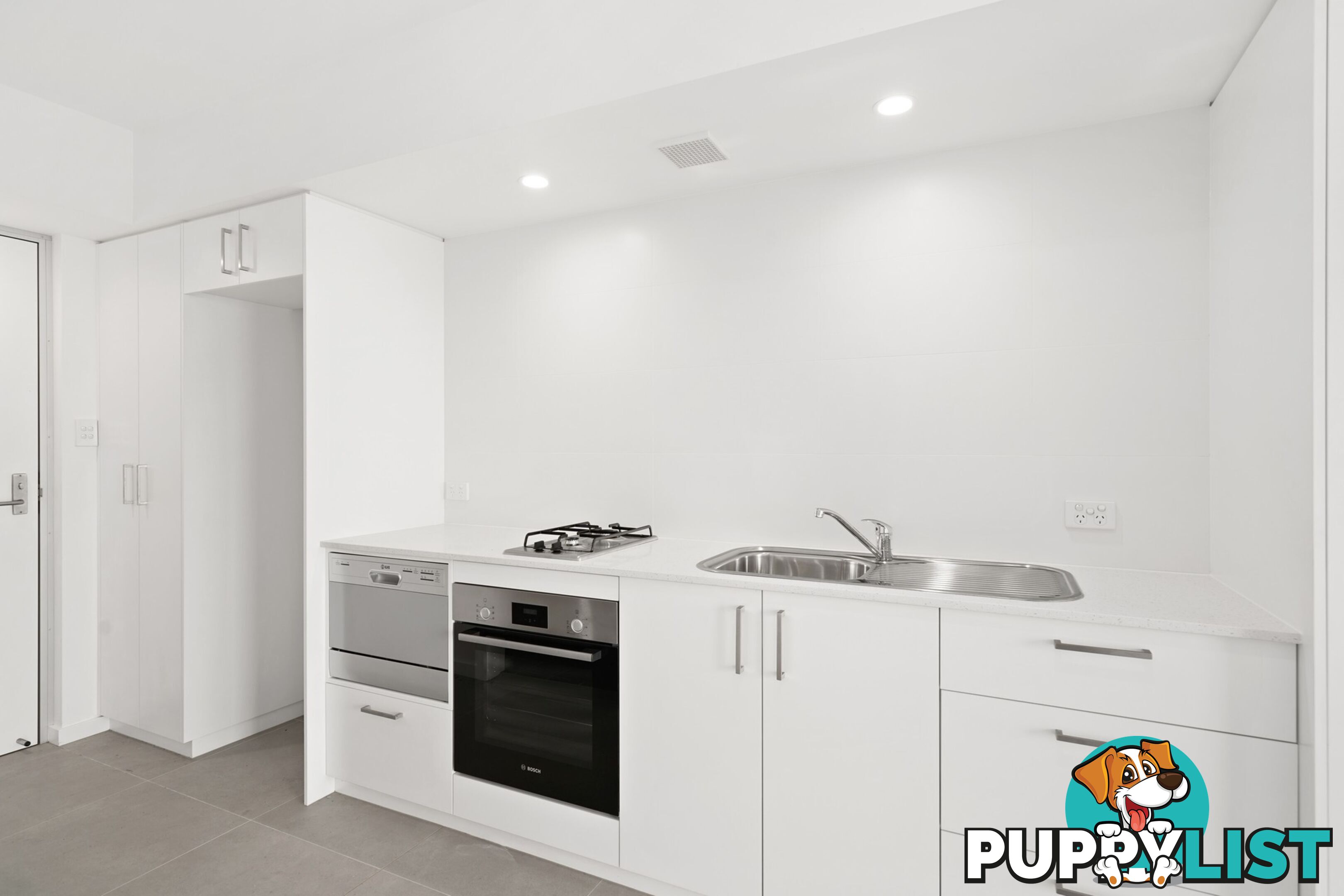 8/100 Ocean View Drive WAMBERAL NSW 2260