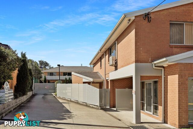 2/65B Webb Street EAST GOSFORD NSW 2250