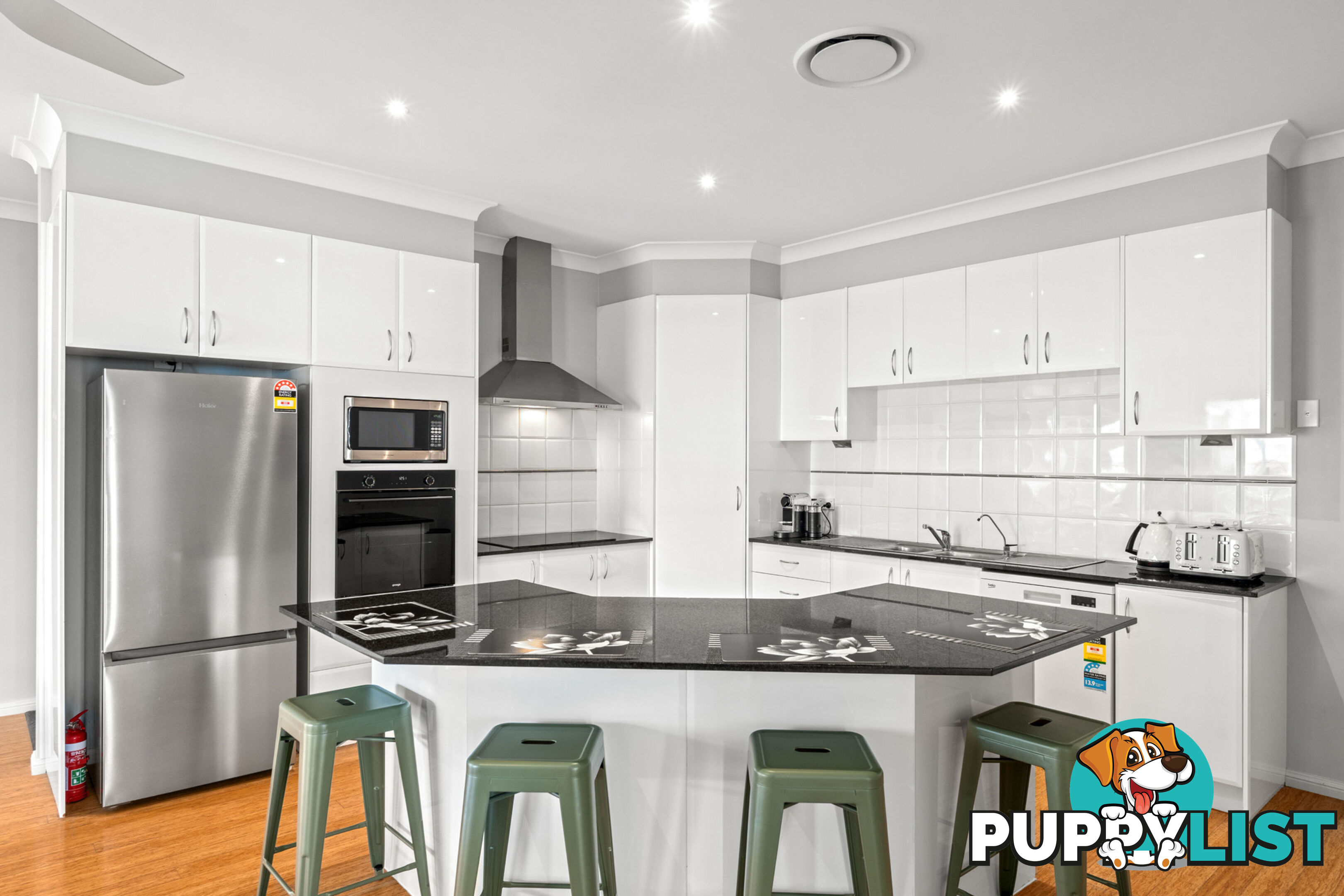 8 Minell Close WAMBERAL NSW 2260