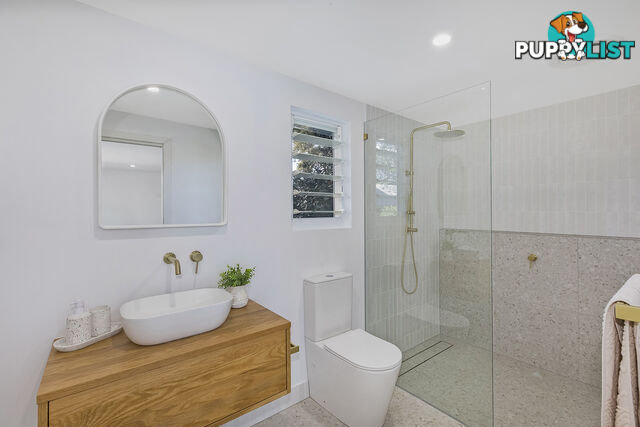 11 Grove Road WAMBERAL NSW 2260