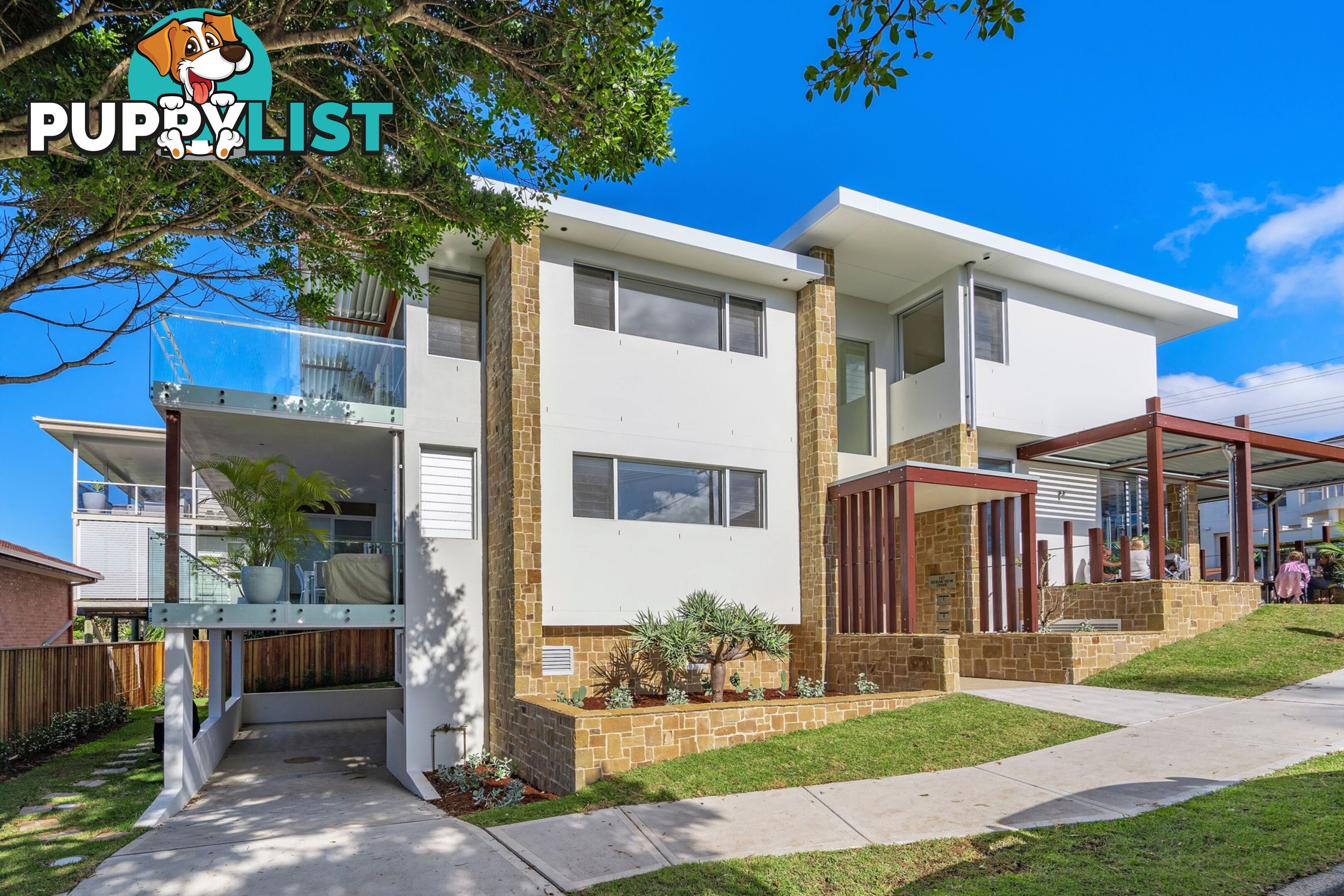 2/127 Ocean View Drive WAMBERAL NSW 2260