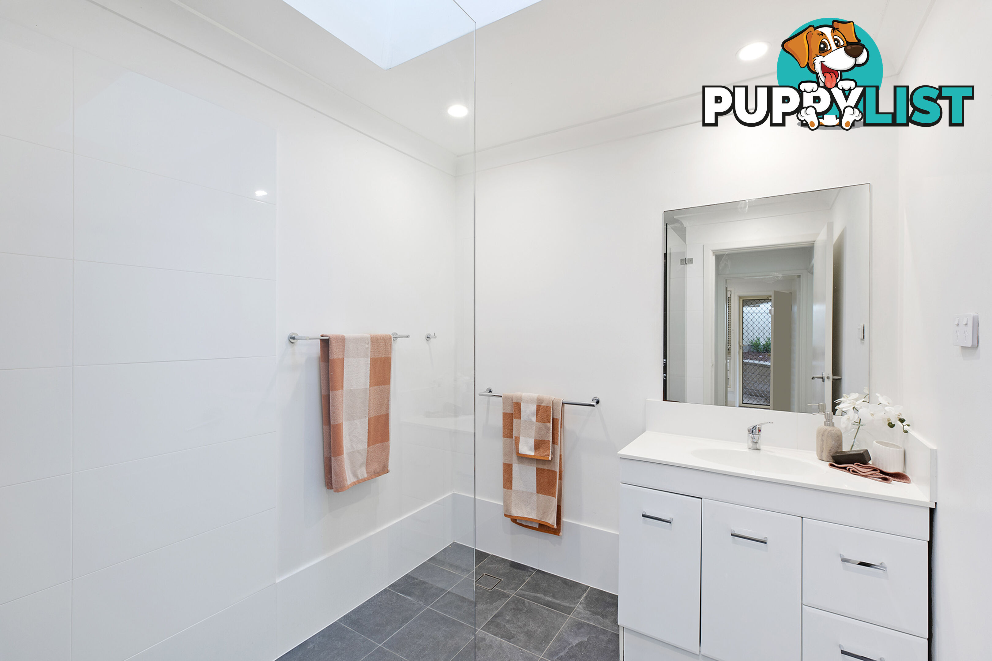 811a The Entrance Road WAMBERAL NSW 2260